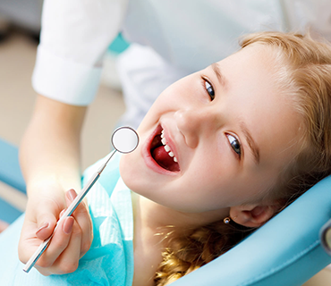 Adental - Ağız ve Diş Sağlığı Polikliniği